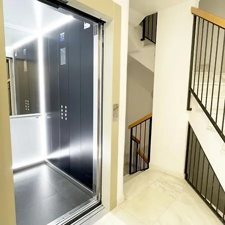 El Beso Del Mar Apartment Malaga
